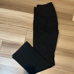 Dark Navy woman casual pants. Straight-Leg.
